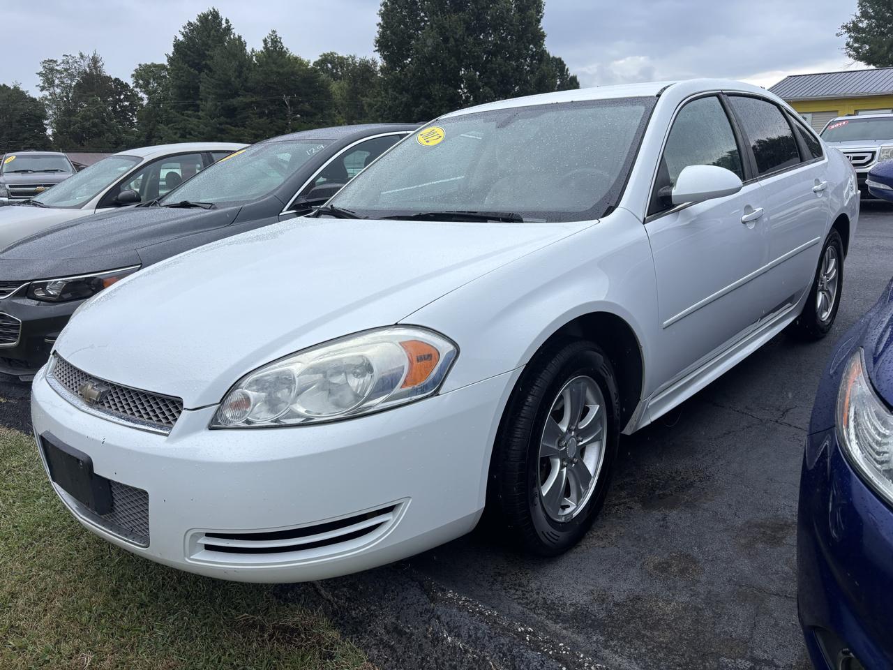 Chevrolet Impala 4dr Sdn LS Retail 2012