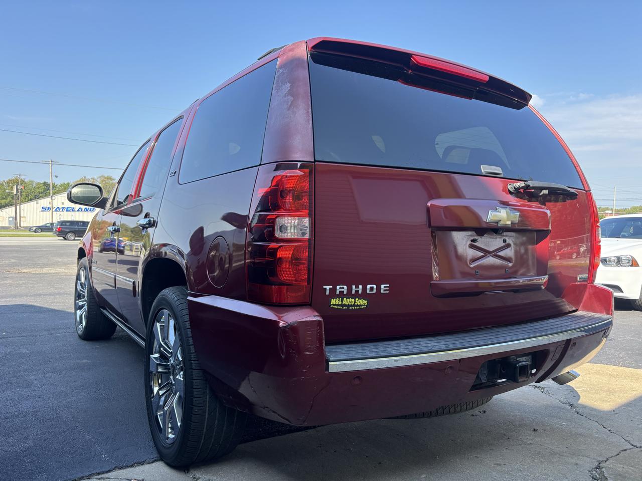 Chevrolet Tahoe 2WD 4dr 1500 LTZ 2011