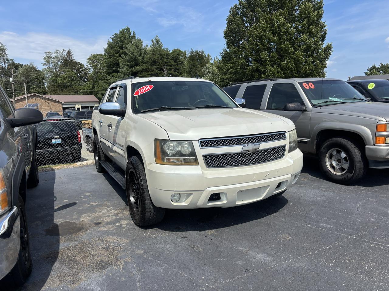 Chevrolet Avalanche 4WD Crew Cab 130" LTZ 2008