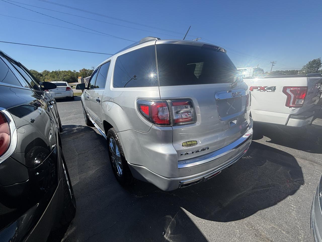 GMC Acadia AWD 4dr Denali 2015