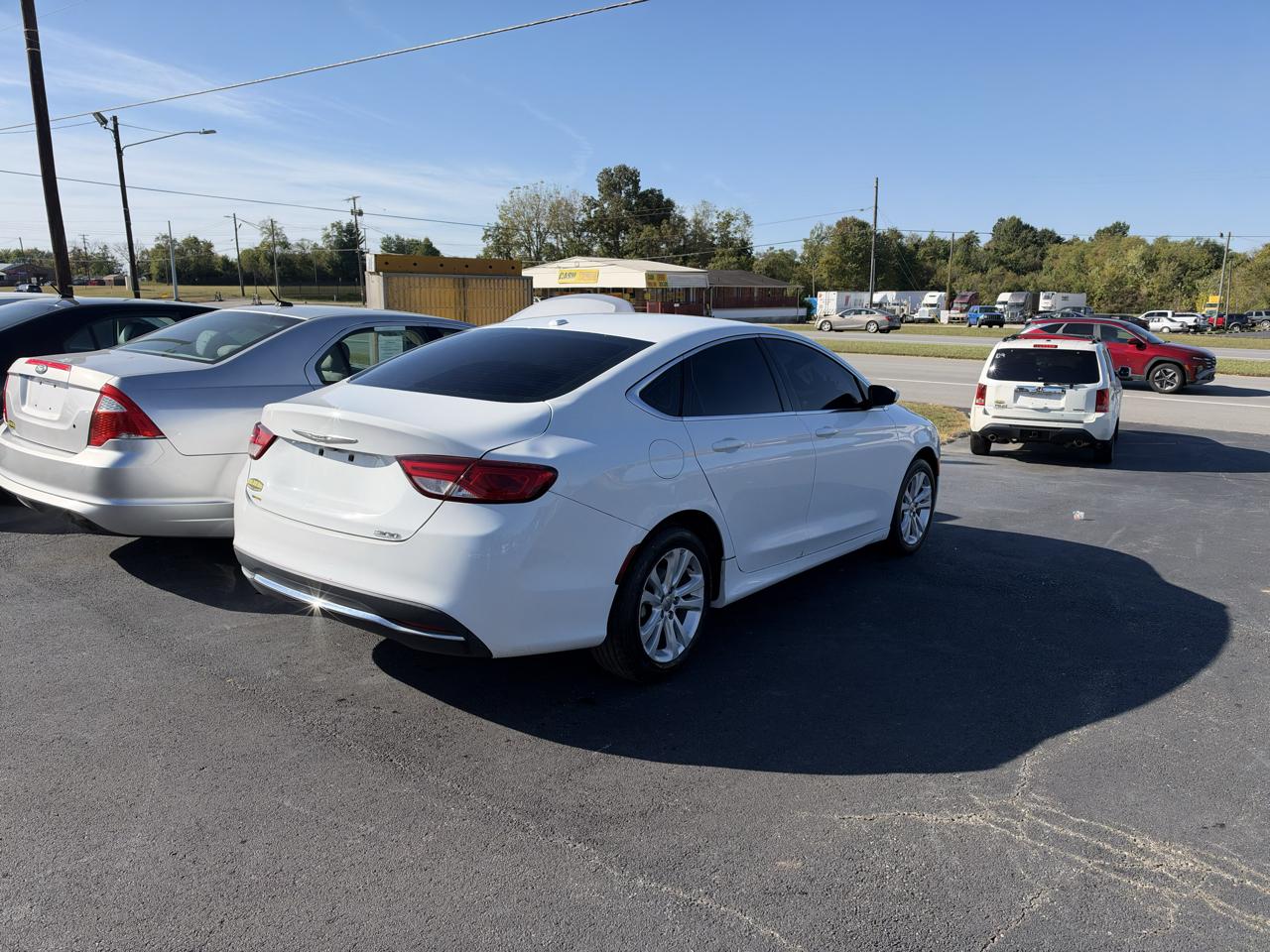 Chrysler 200 4dr Sdn Limited FWD 2015