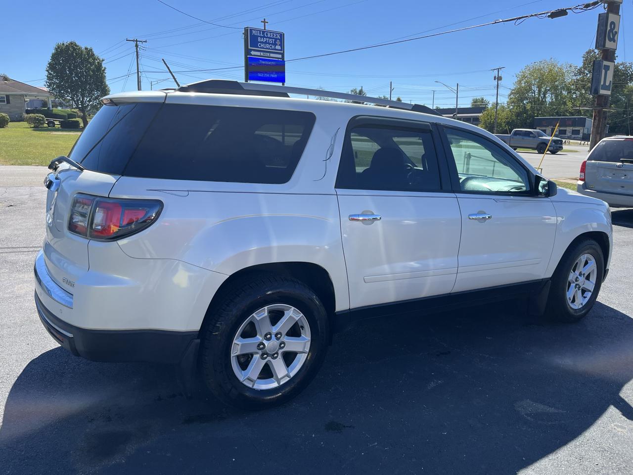 GMC Acadia AWD 4dr SLE w/SLE-2 2015