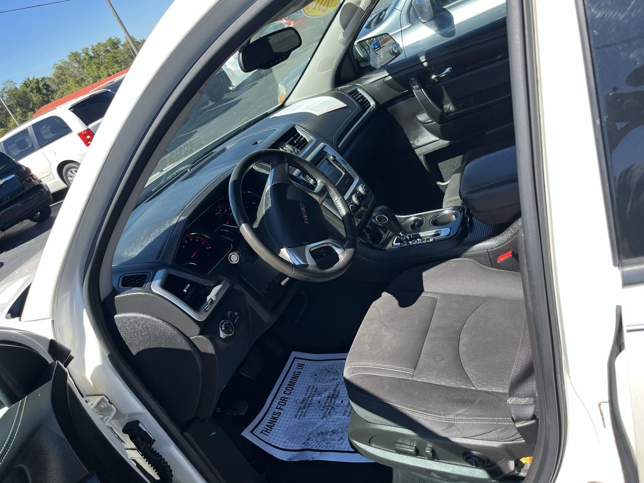 GMC Acadia AWD 4dr SLE w/SLE-2 2015