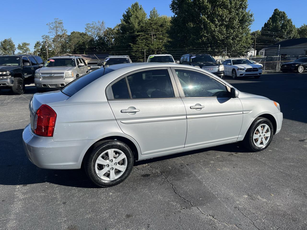 Hyundai Accent 4dr Sdn Auto GLS 2010