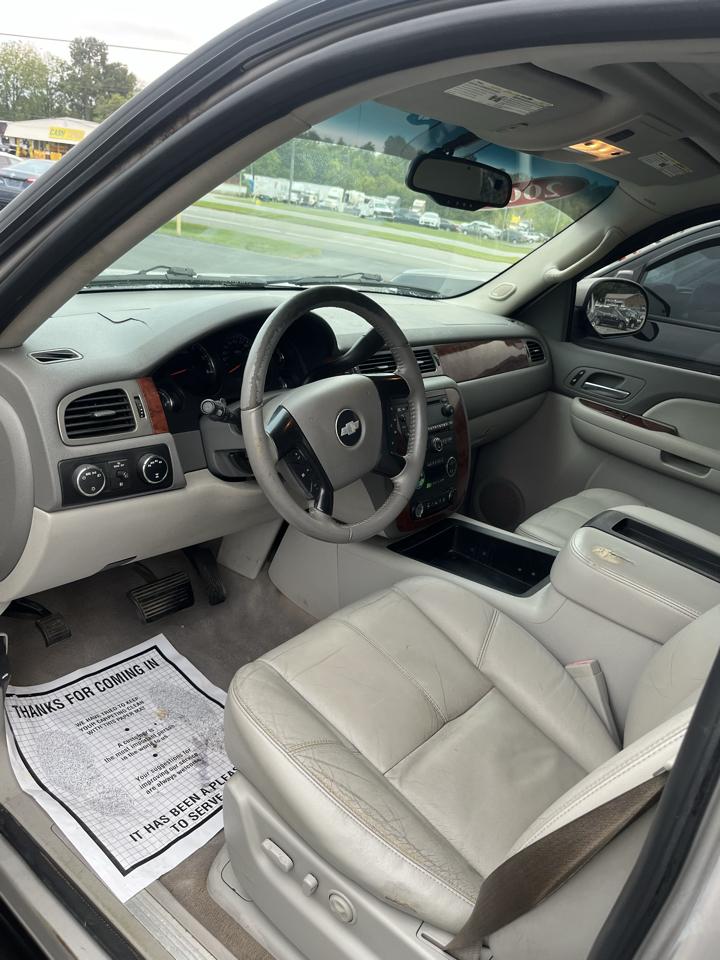 Chevrolet Tahoe 4WD 4dr 1500 LT w/3LT 2008