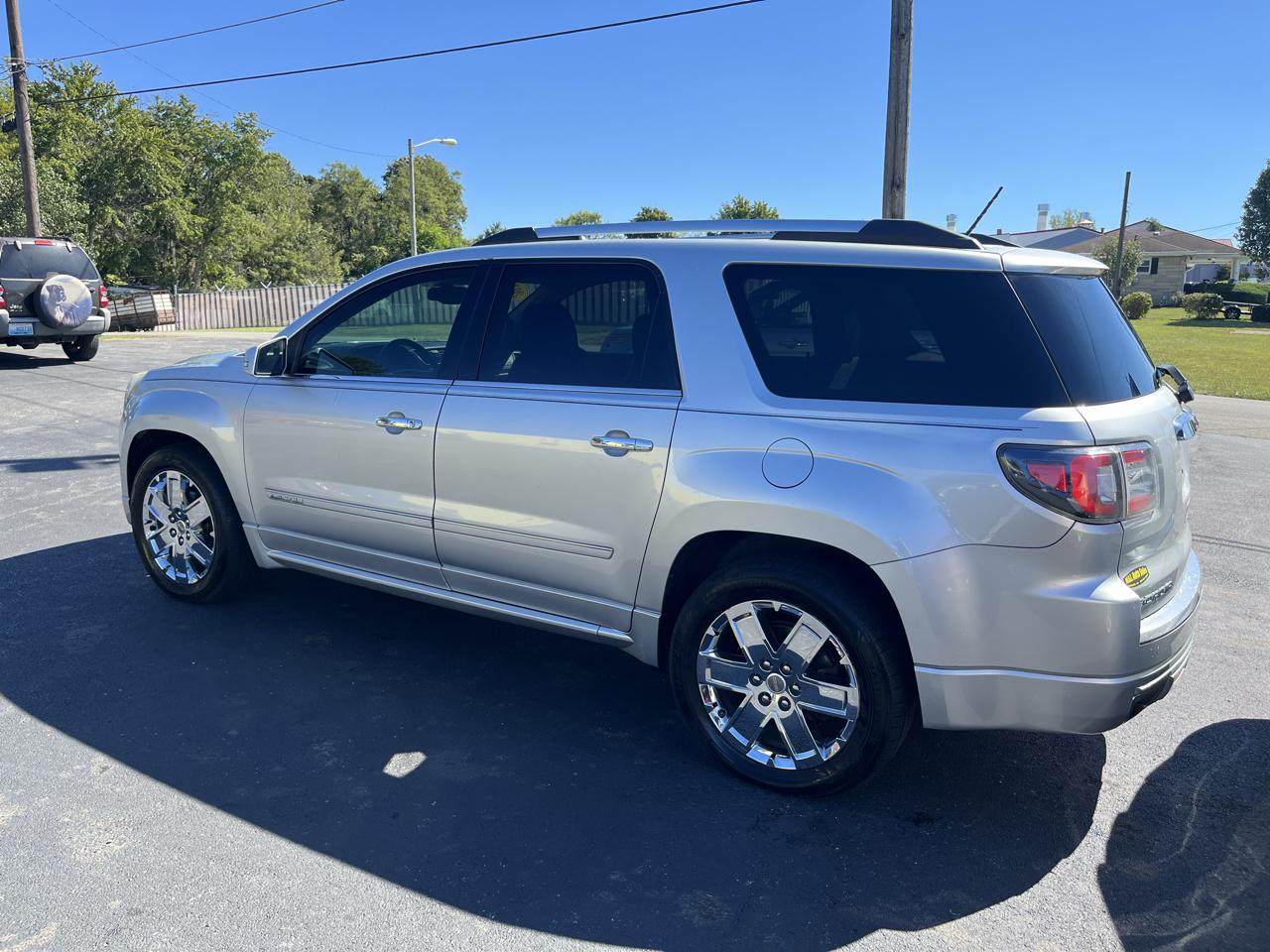 GMC Acadia FWD 4dr Denali 2015