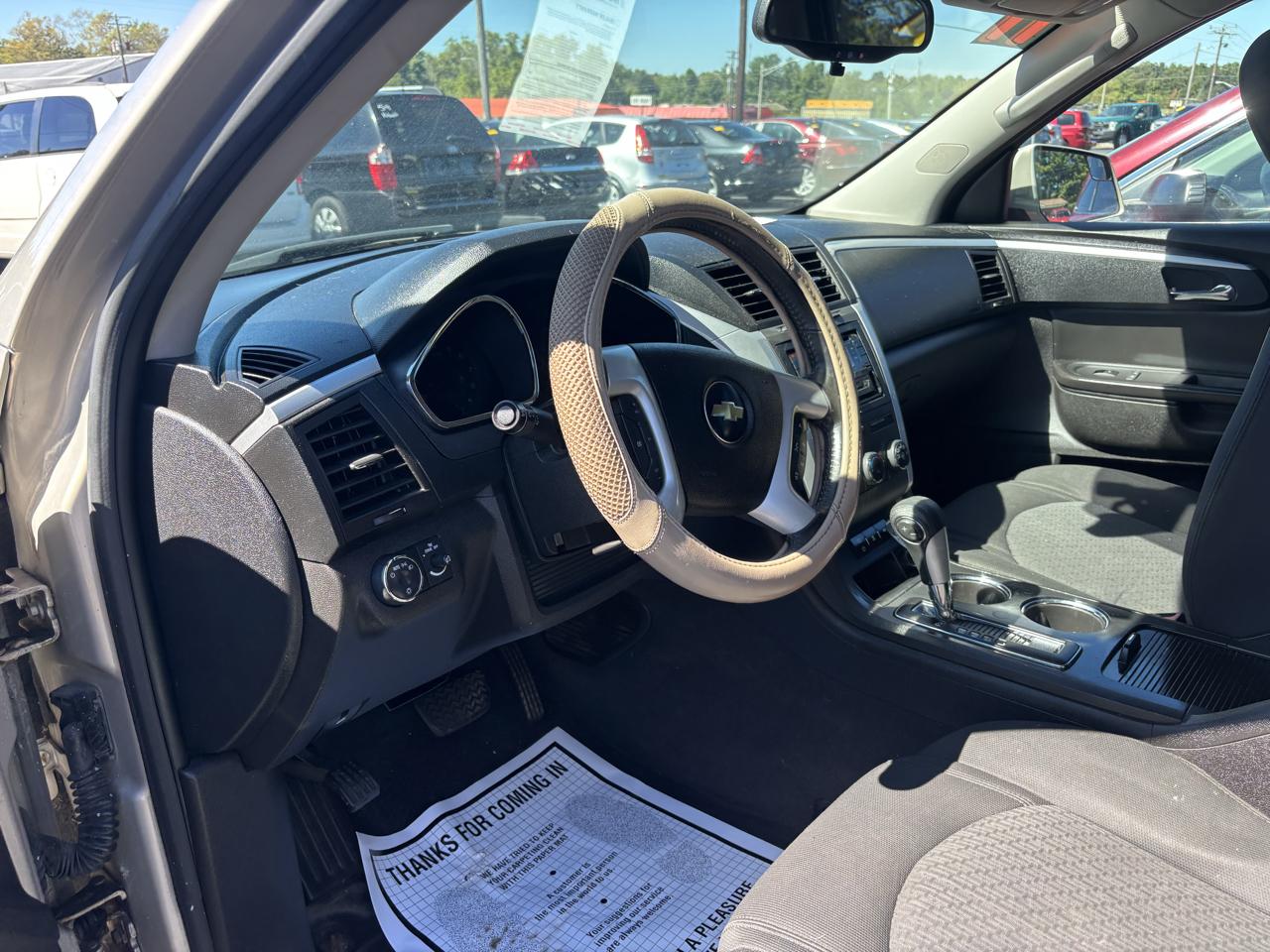 Chevrolet Traverse AWD 4dr LT w/1LT 2011