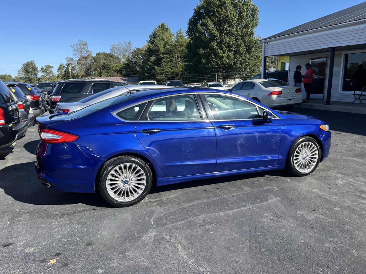 Ford Fusion 4dr Sdn Titanium FWD 2015