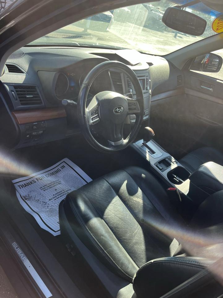 Subaru Outback 4dr Wgn H4 Auto 2.5i Limited 2013