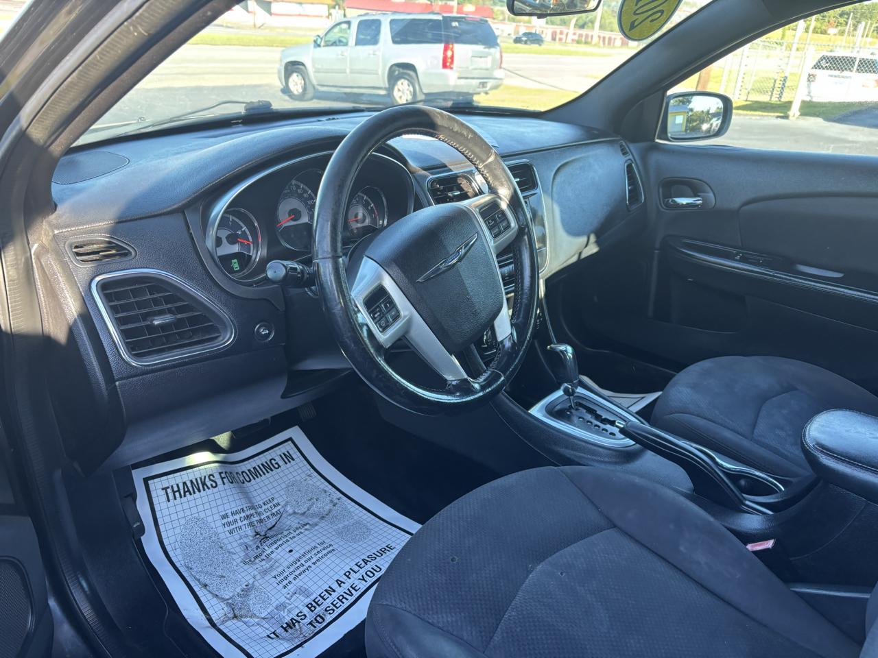 Chrysler 200 4dr Sdn Touring 2014
