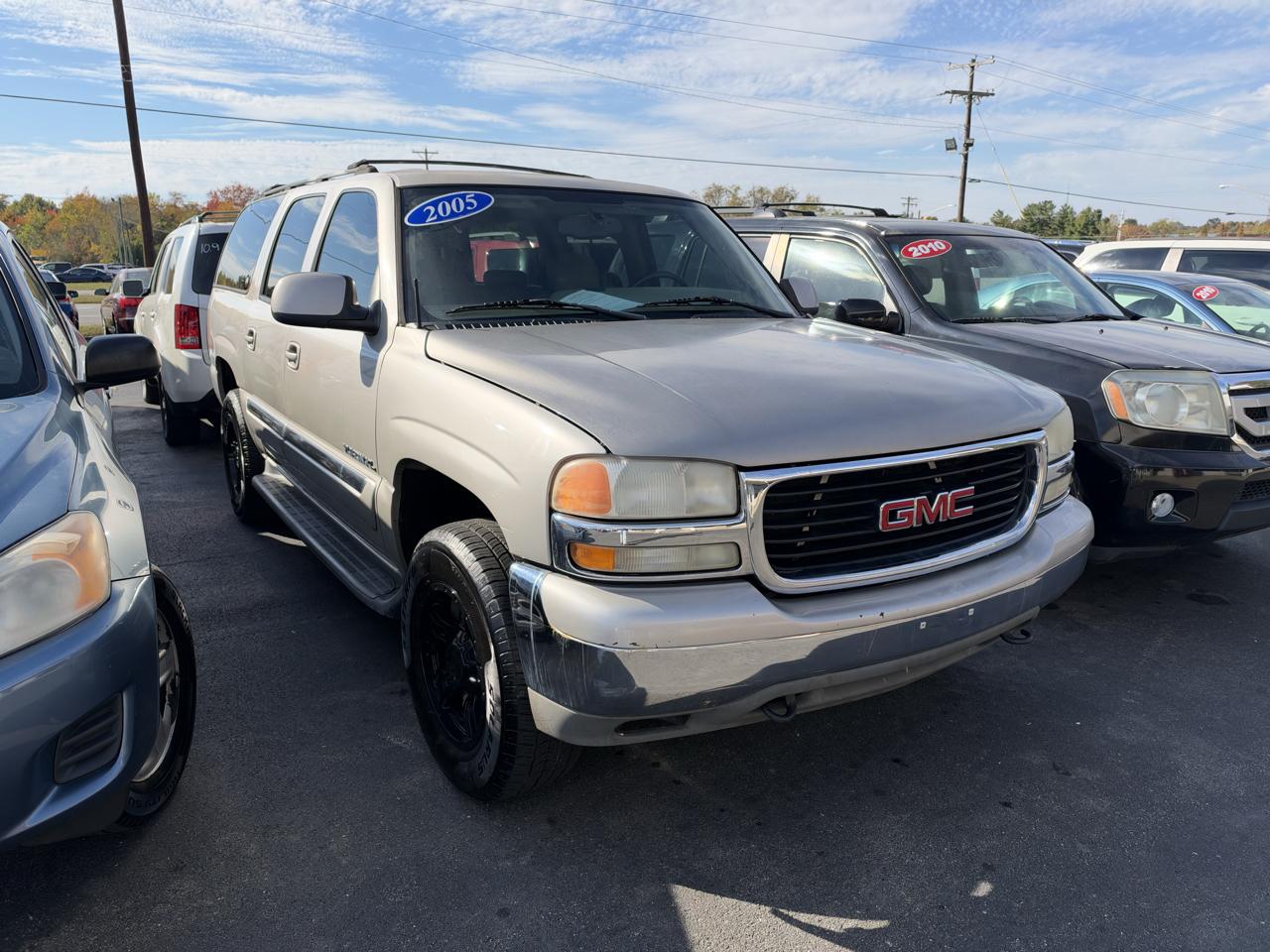 GMC Yukon XL 4dr 1500 4WD SLT 2005