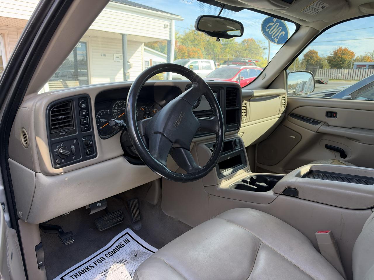 GMC Yukon XL 4dr 1500 4WD SLT 2005