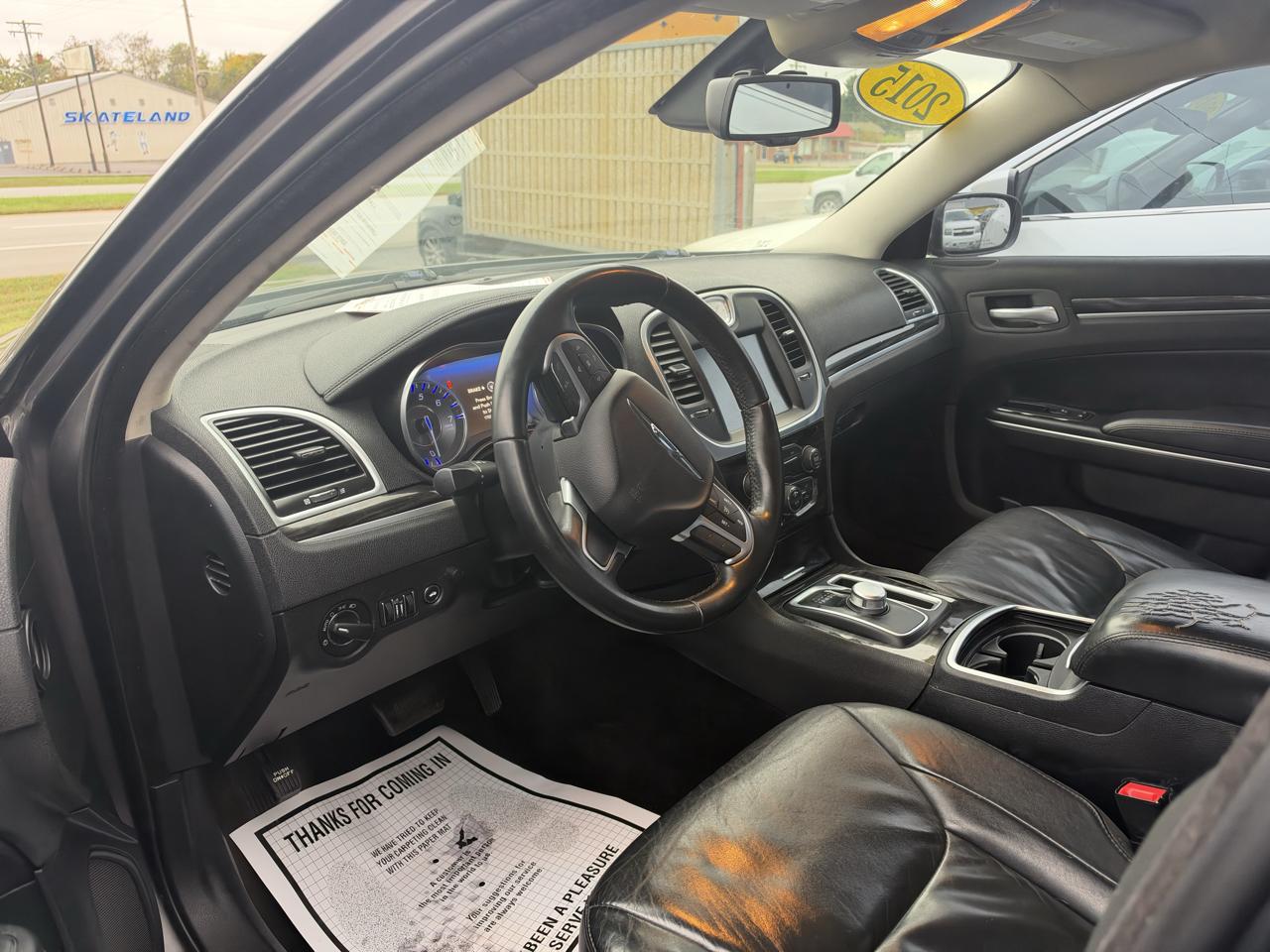 Chrysler 300 4dr Sdn Limited RWD 2015
