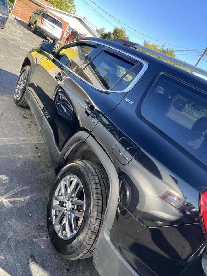 GMC Acadia FWD 4dr SLT w/SLT-1 2018