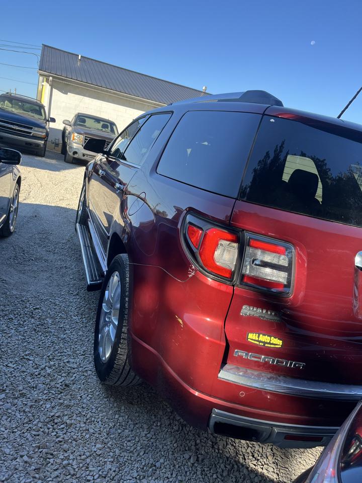 GMC Acadia AWD 4dr Denali 2015