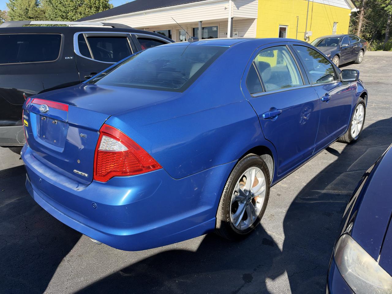 Ford Fusion 4dr Sdn SE FWD 2012