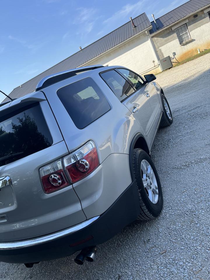 GMC Acadia FWD 4dr SLE1 2008