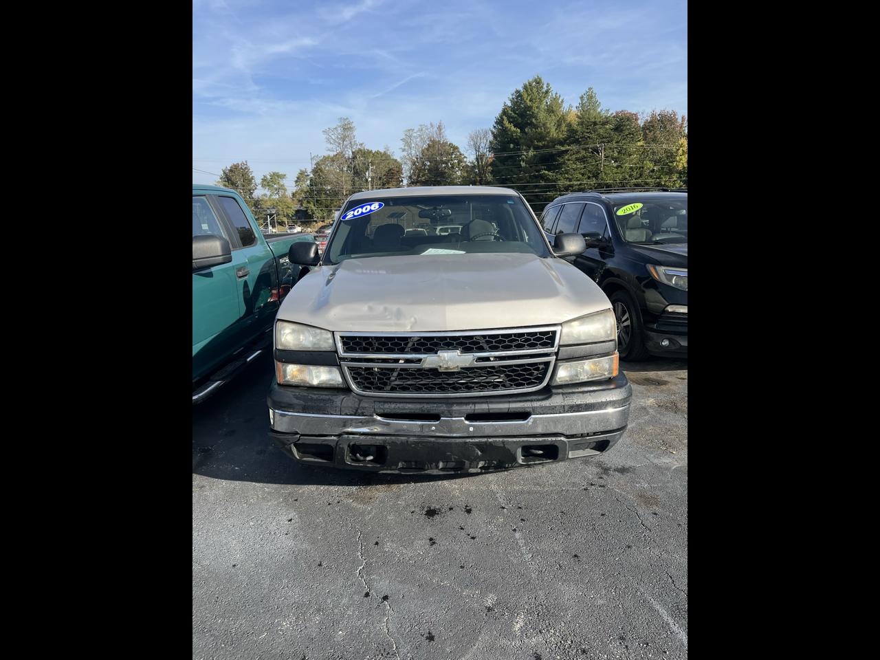 Chevrolet Silverado 1500 Ext Cab 143.5" WB 2WD Work Truck 2006