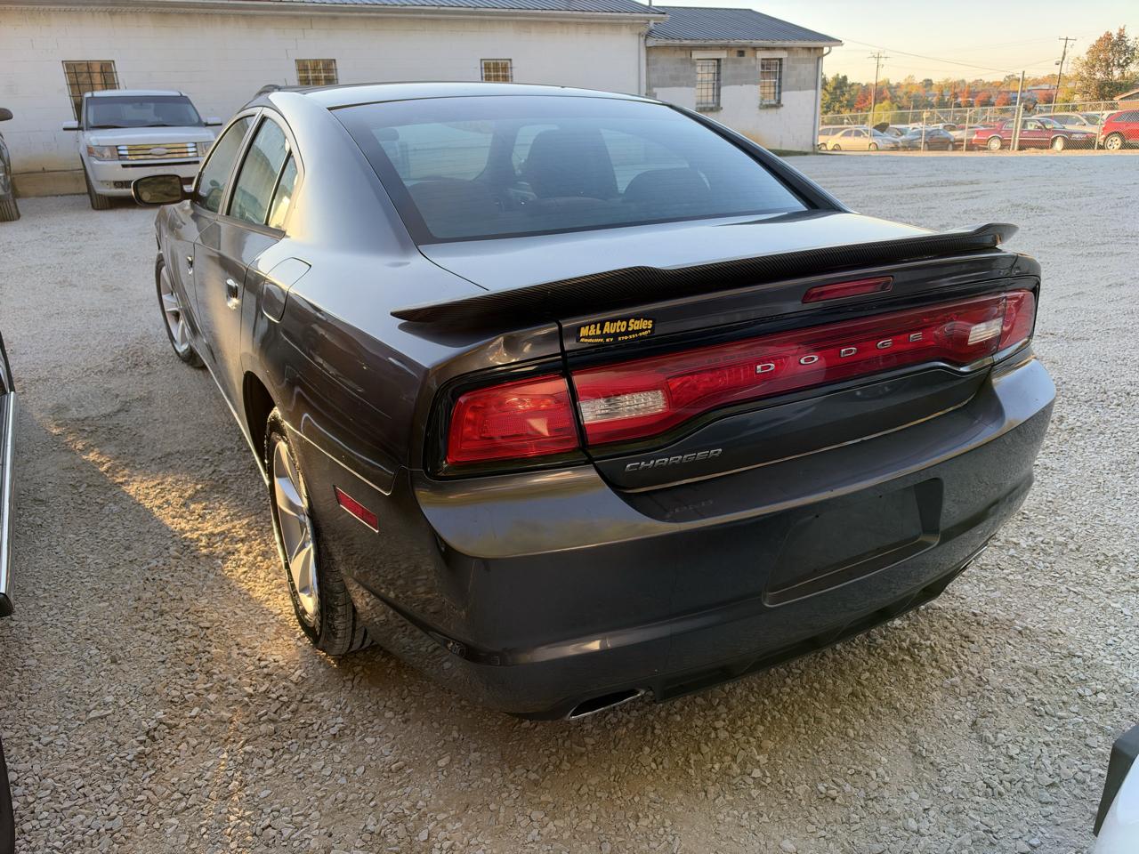 Dodge Charger 4dr Sdn SE RWD 2014