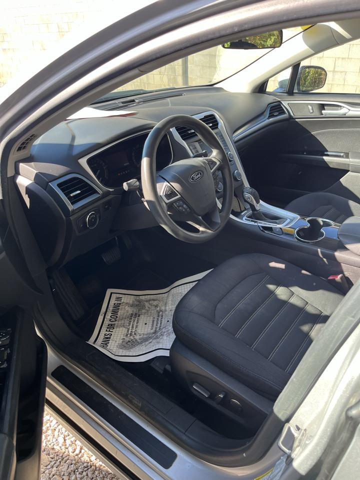 Ford Fusion 4dr Sdn SE FWD 2014