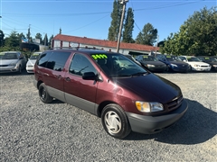 2000 Toyota Sienna 