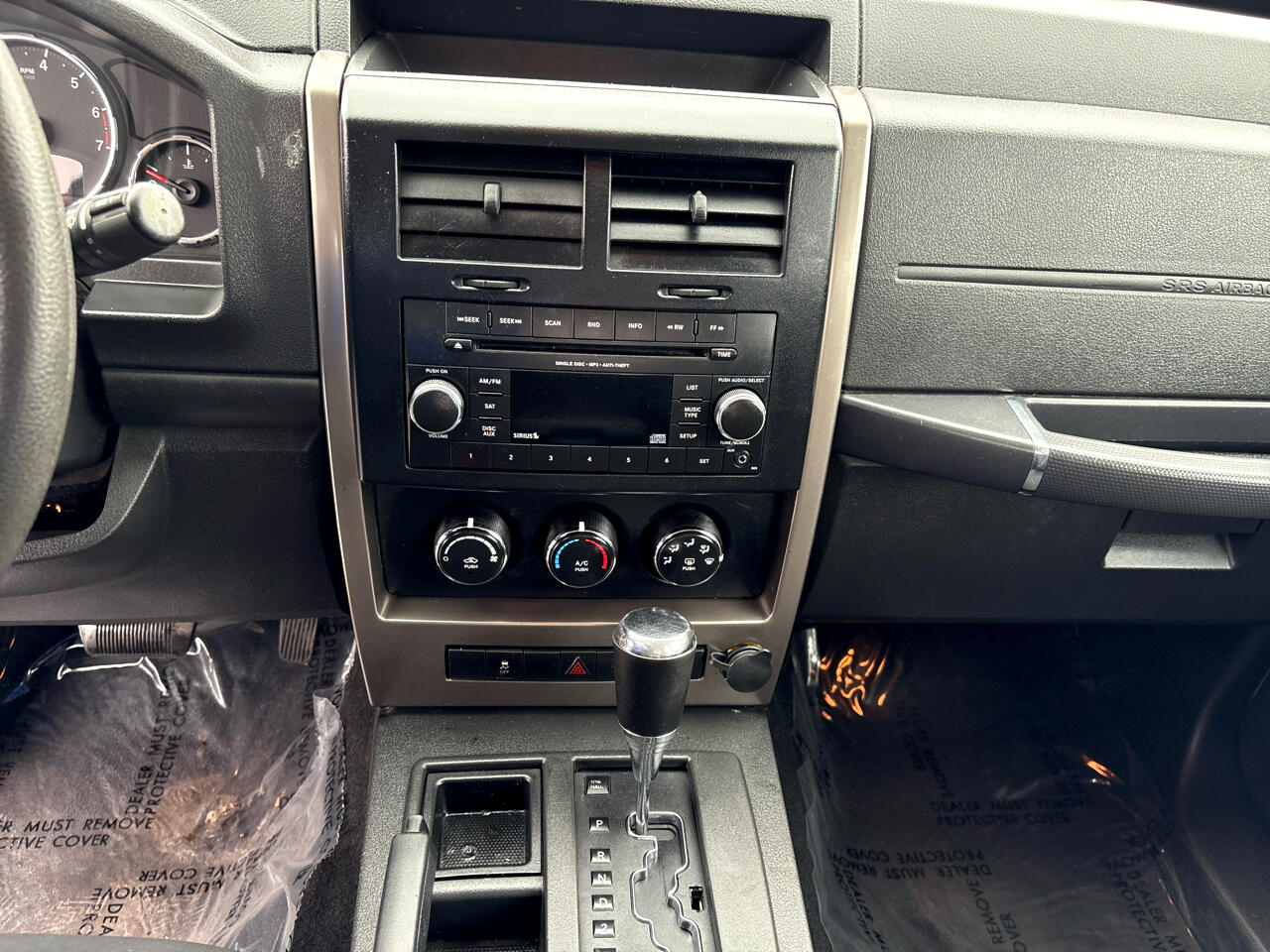 Jeep Liberty Sport 2WD 2012 Jeep Liberty Sport 2WD 2012