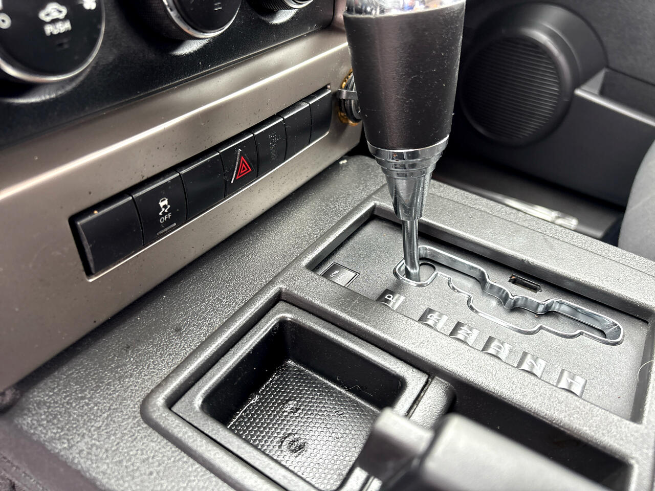 Jeep Liberty Sport 2WD 2012 Jeep Liberty Sport 2WD 2012