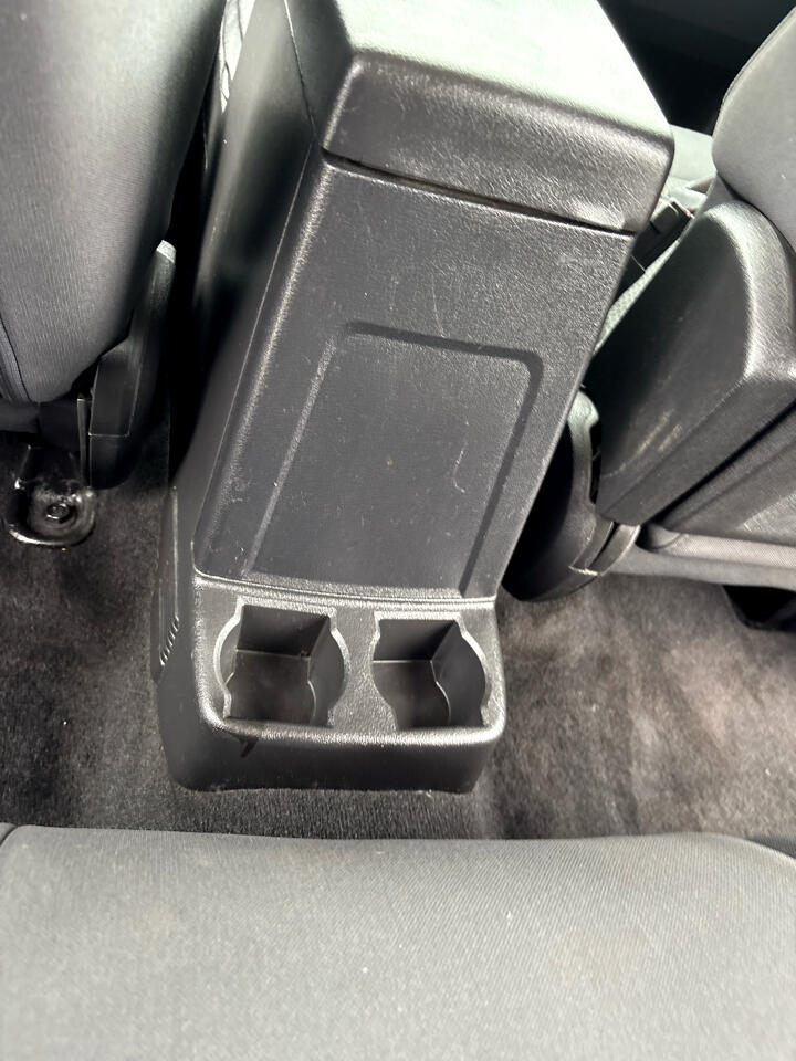 Jeep Liberty Sport 2WD 2012 Jeep Liberty Sport 2WD 2012