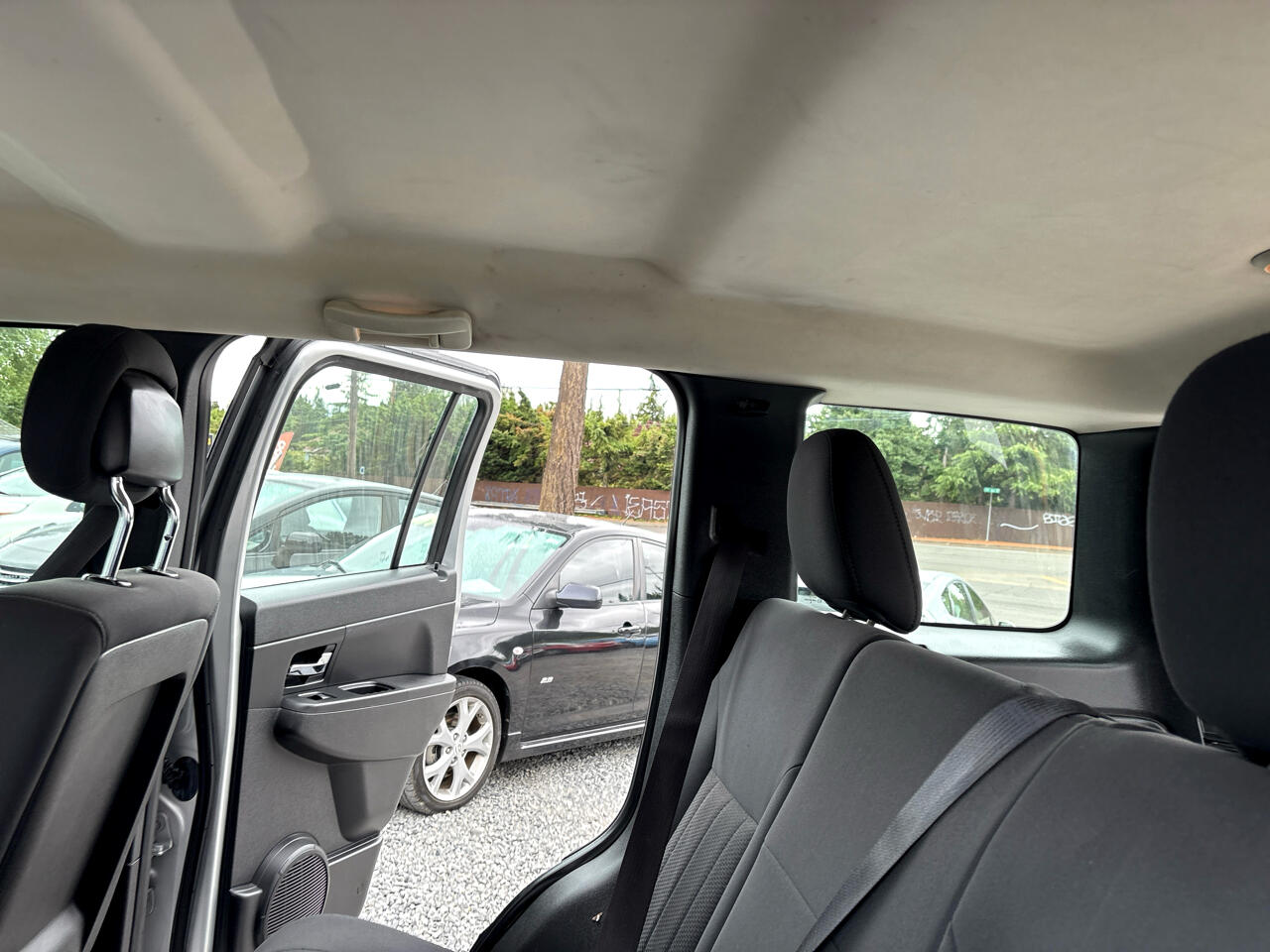 Jeep Liberty Sport 2WD 2012 Jeep Liberty Sport 2WD 2012