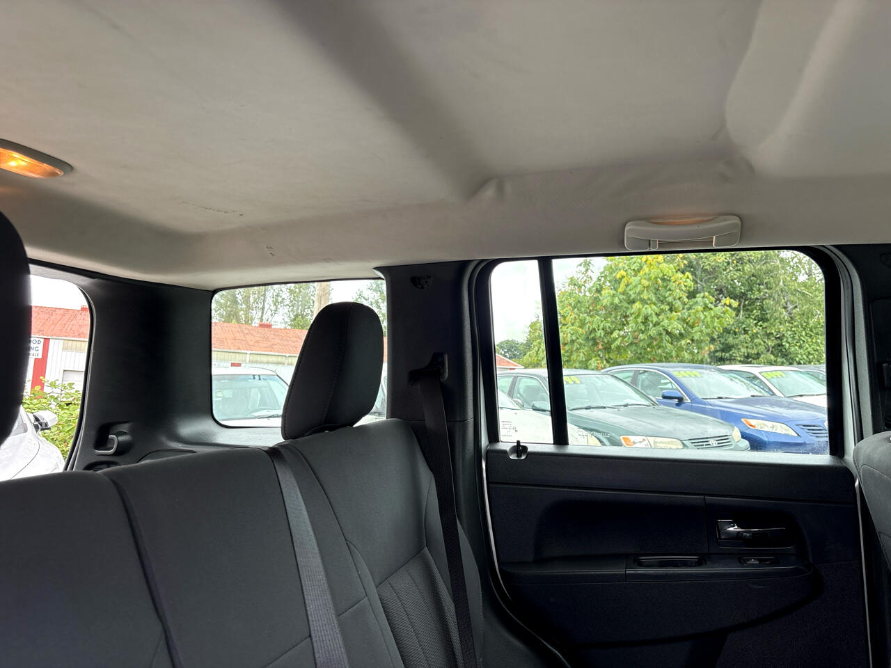 Jeep Liberty Sport 2WD 2012 Jeep Liberty Sport 2WD 2012