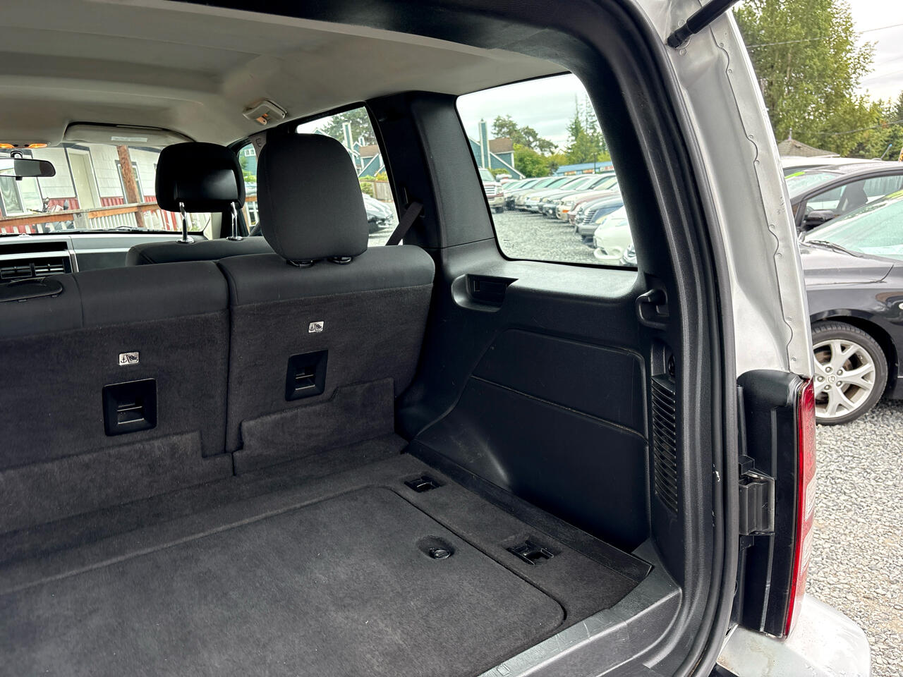 Jeep Liberty Sport 2WD 2012 Jeep Liberty Sport 2WD 2012