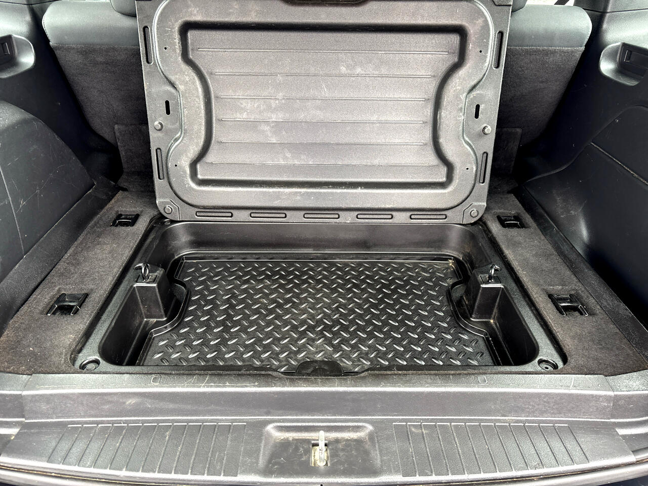 Jeep Liberty Sport 2WD 2012 Jeep Liberty Sport 2WD 2012