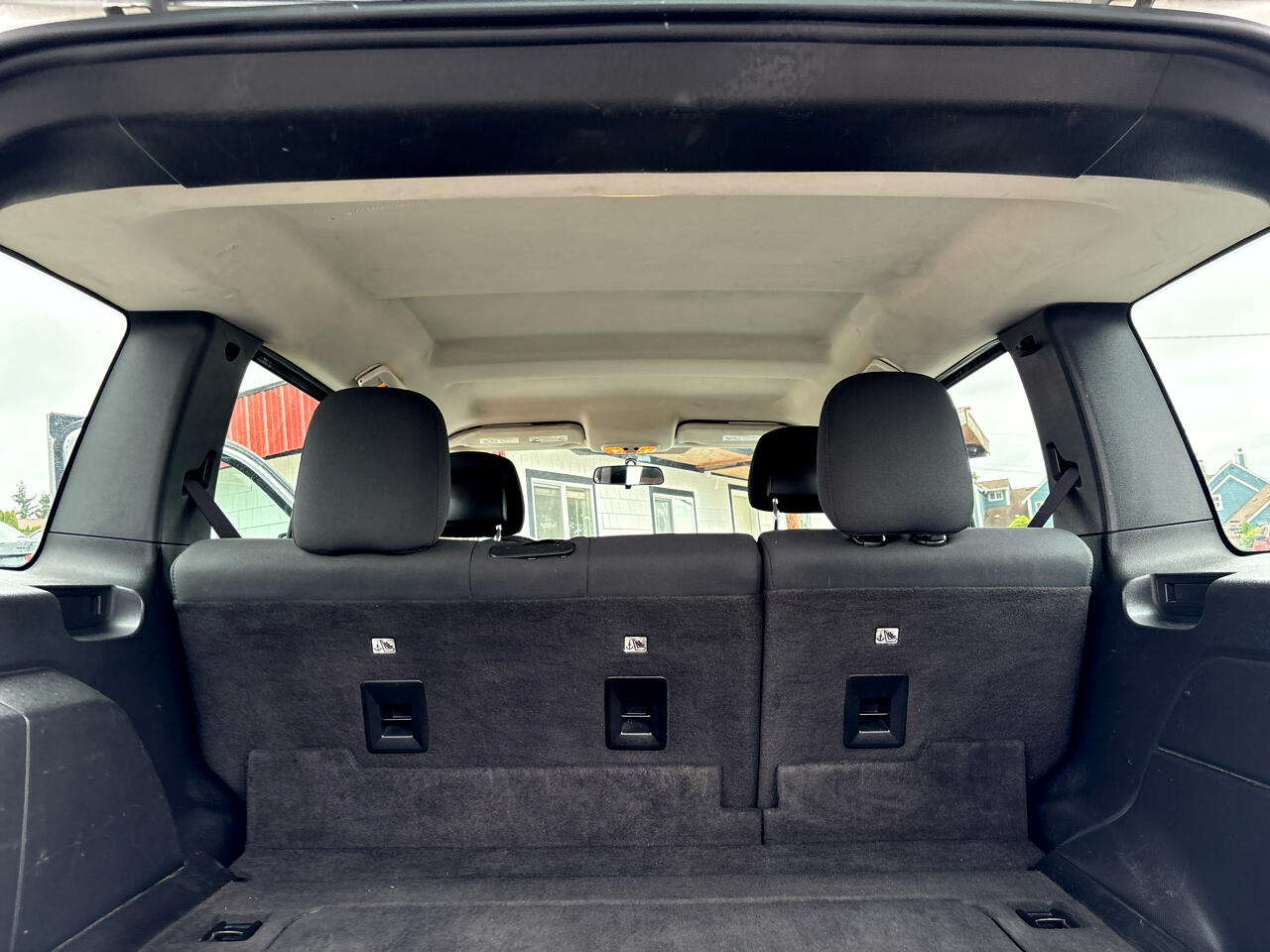 Jeep Liberty Sport 2WD 2012 Jeep Liberty Sport 2WD 2012