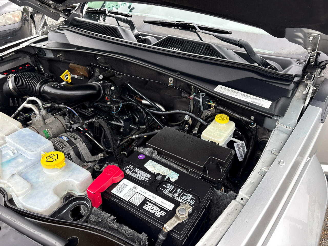 Jeep Liberty Sport 2WD 2012 Jeep Liberty Sport 2WD 2012