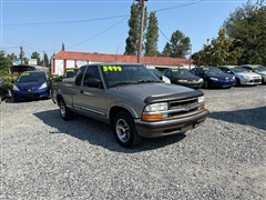 2000 Chevrolet S10 Pickup 
