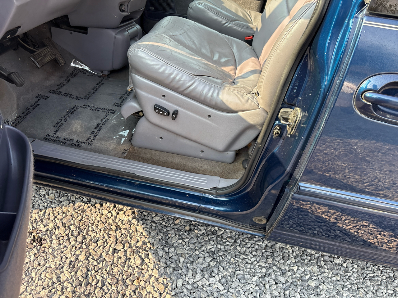 Chrysler Town & Country LXI 2000 Chrysler Town & Country LXI 2000