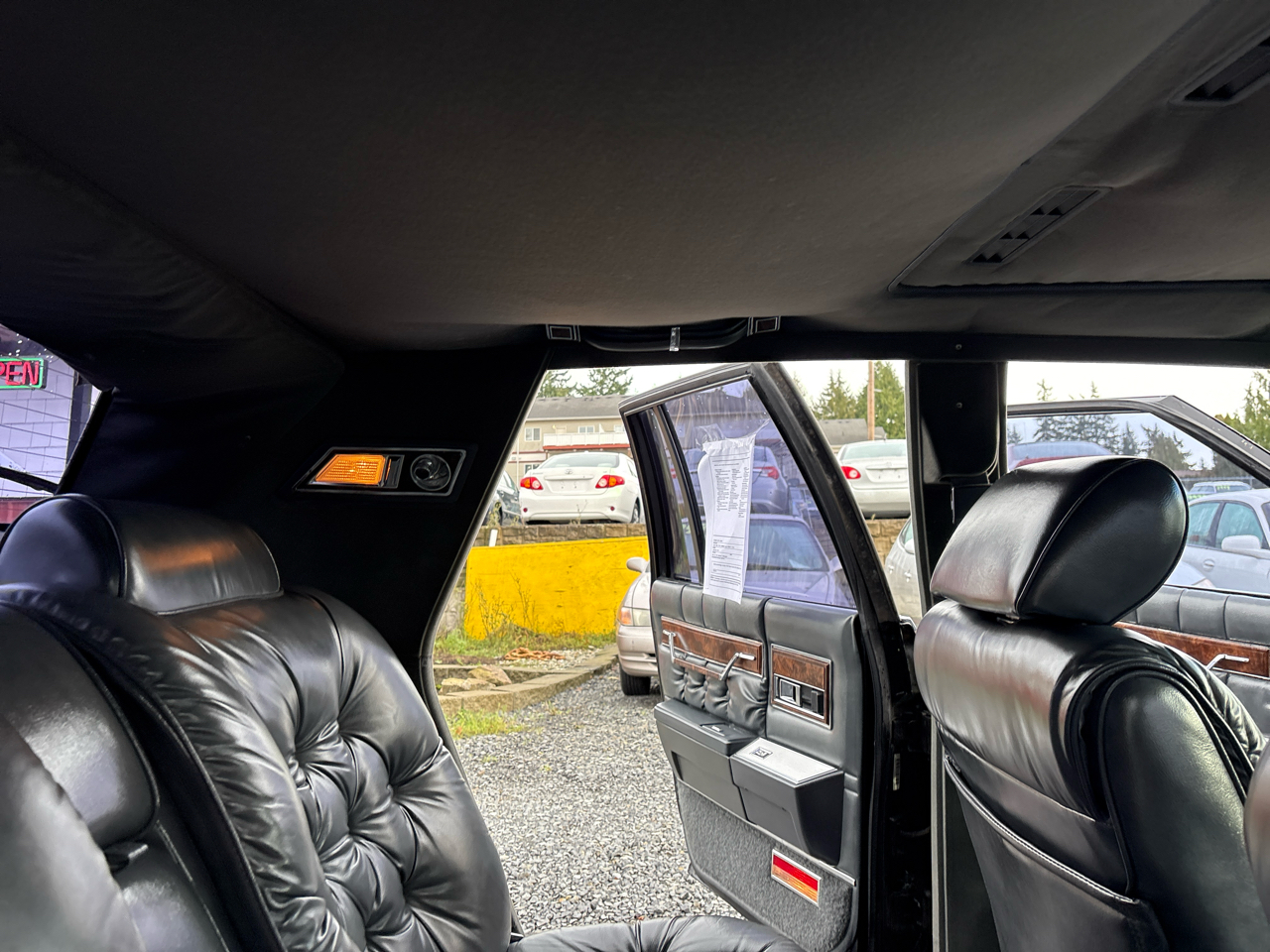 Chrysler New Yorker Base 1987