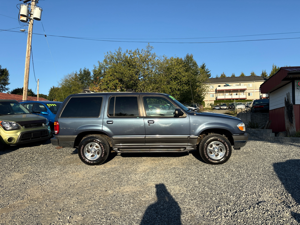 Ford Explorer XLT AWD 2000 Ford Explorer XLT AWD 2000