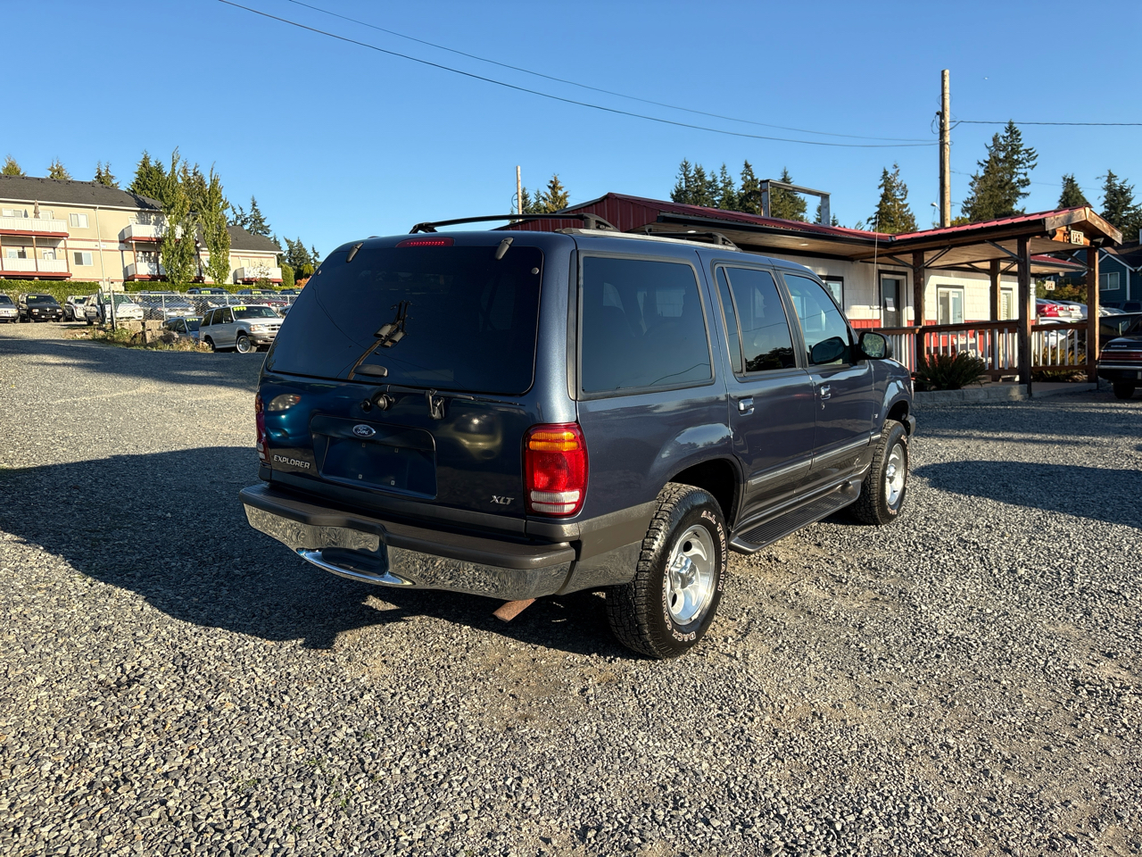 Ford Explorer XLT AWD 2000 Ford Explorer XLT AWD 2000