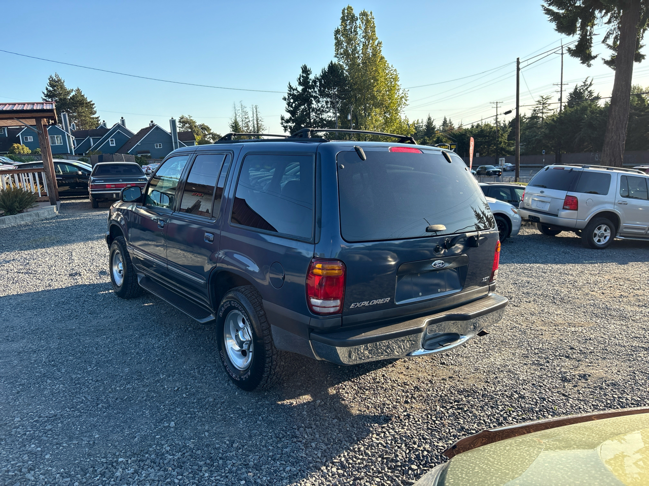 Ford Explorer XLT AWD 2000 Ford Explorer XLT AWD 2000
