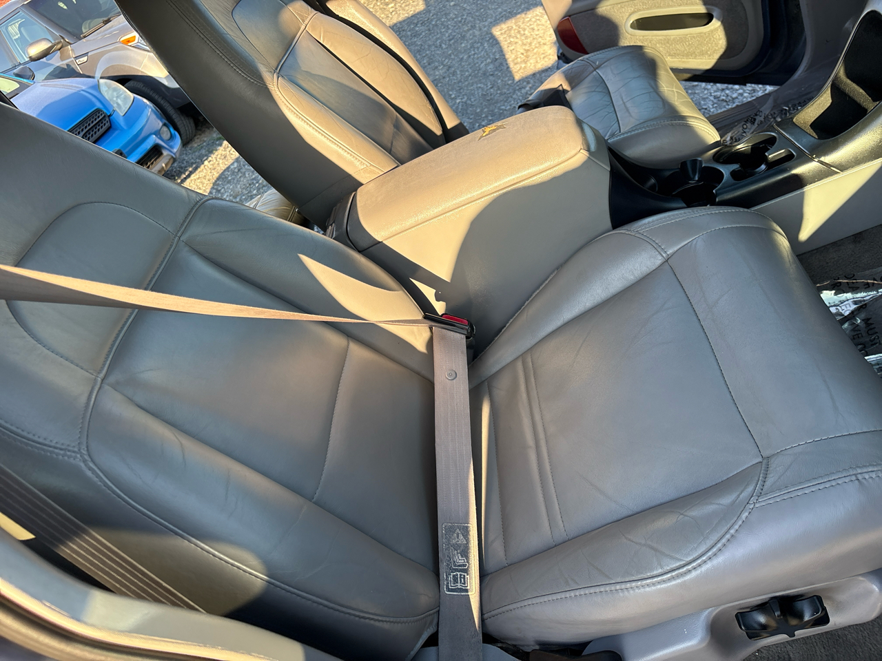 Ford Explorer XLT AWD 2000 Ford Explorer XLT AWD 2000