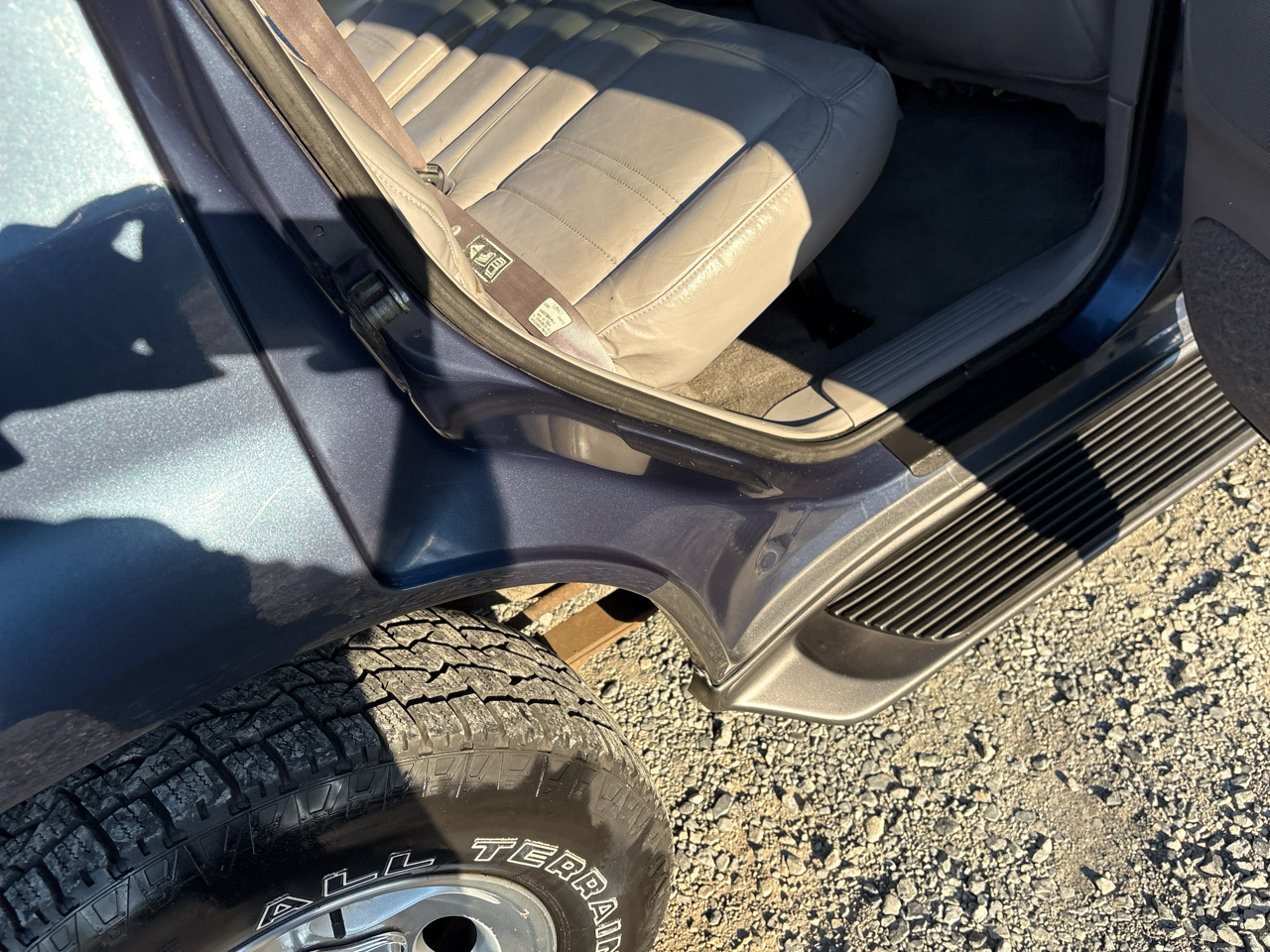 Ford Explorer XLT AWD 2000 Ford Explorer XLT AWD 2000