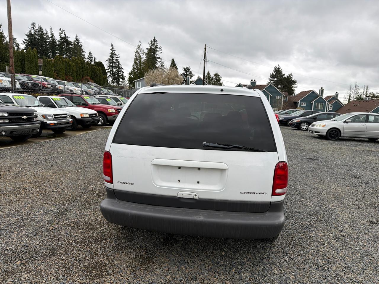 Dodge Caravan LE 1998