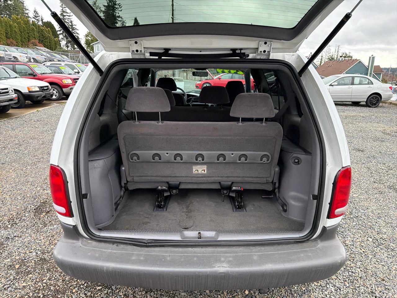 Dodge Caravan LE 1998