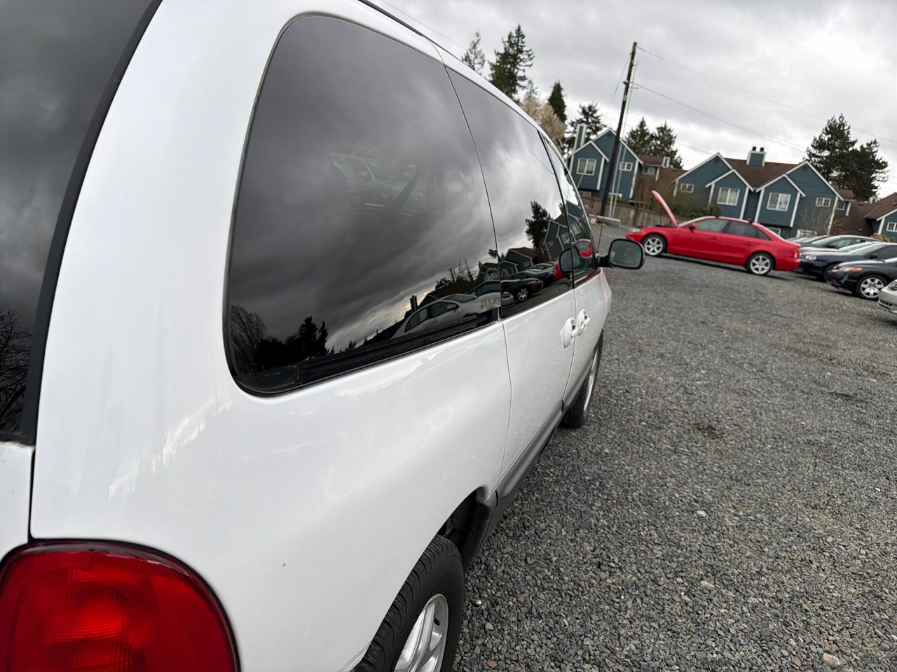 Dodge Caravan LE 1998