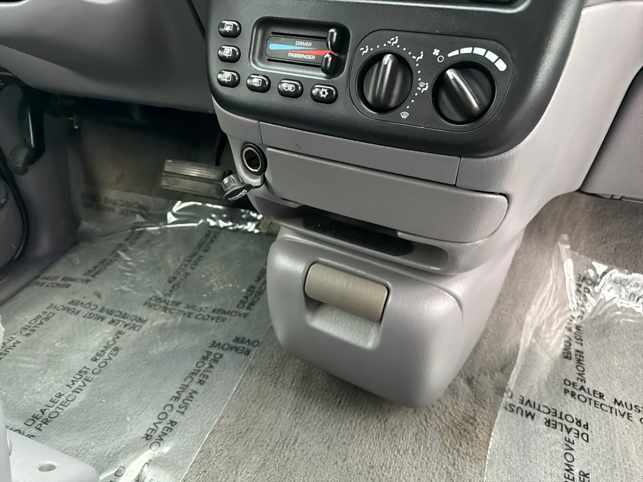 Dodge Caravan LE 1998