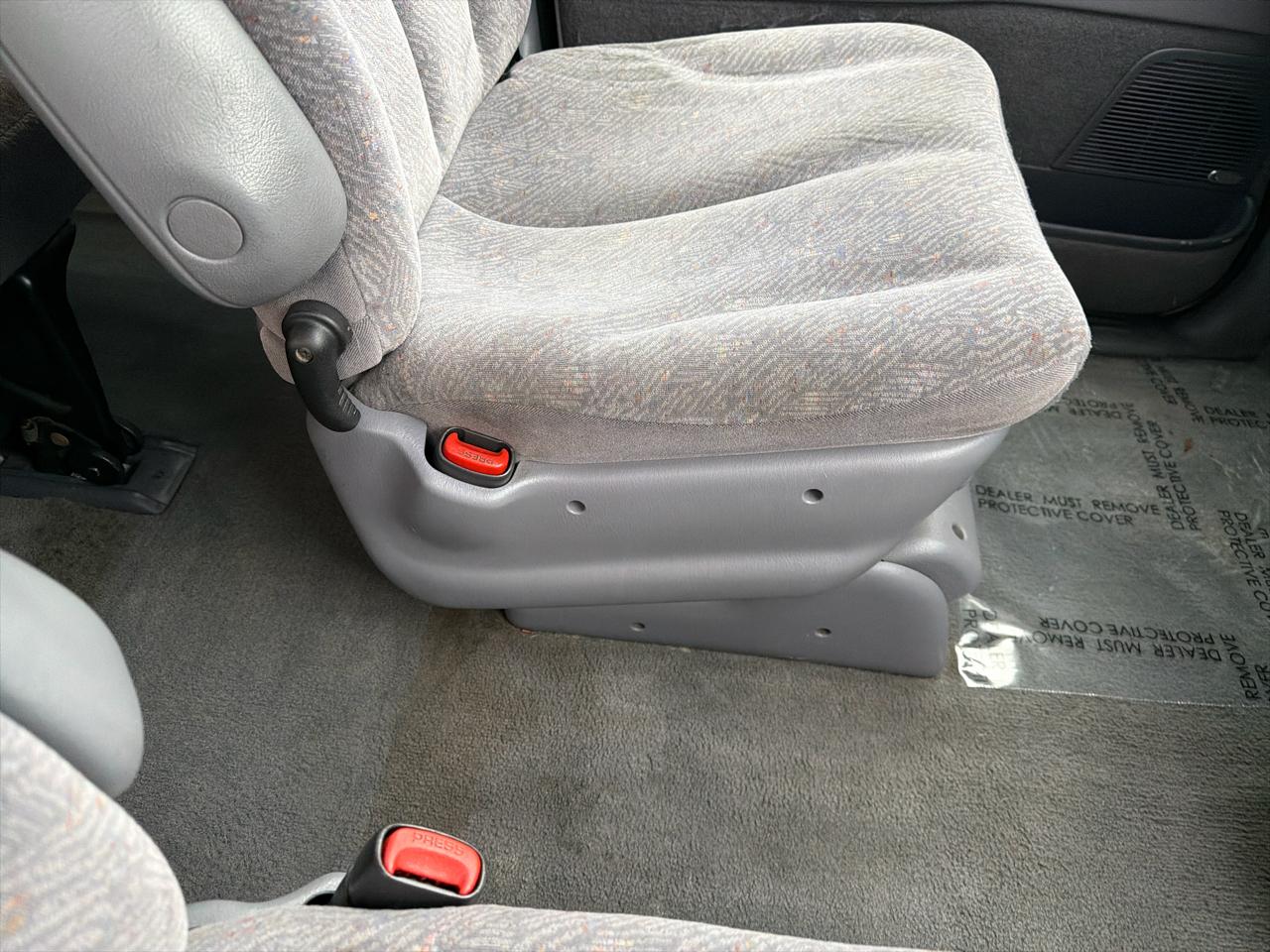 Dodge Caravan LE 1998