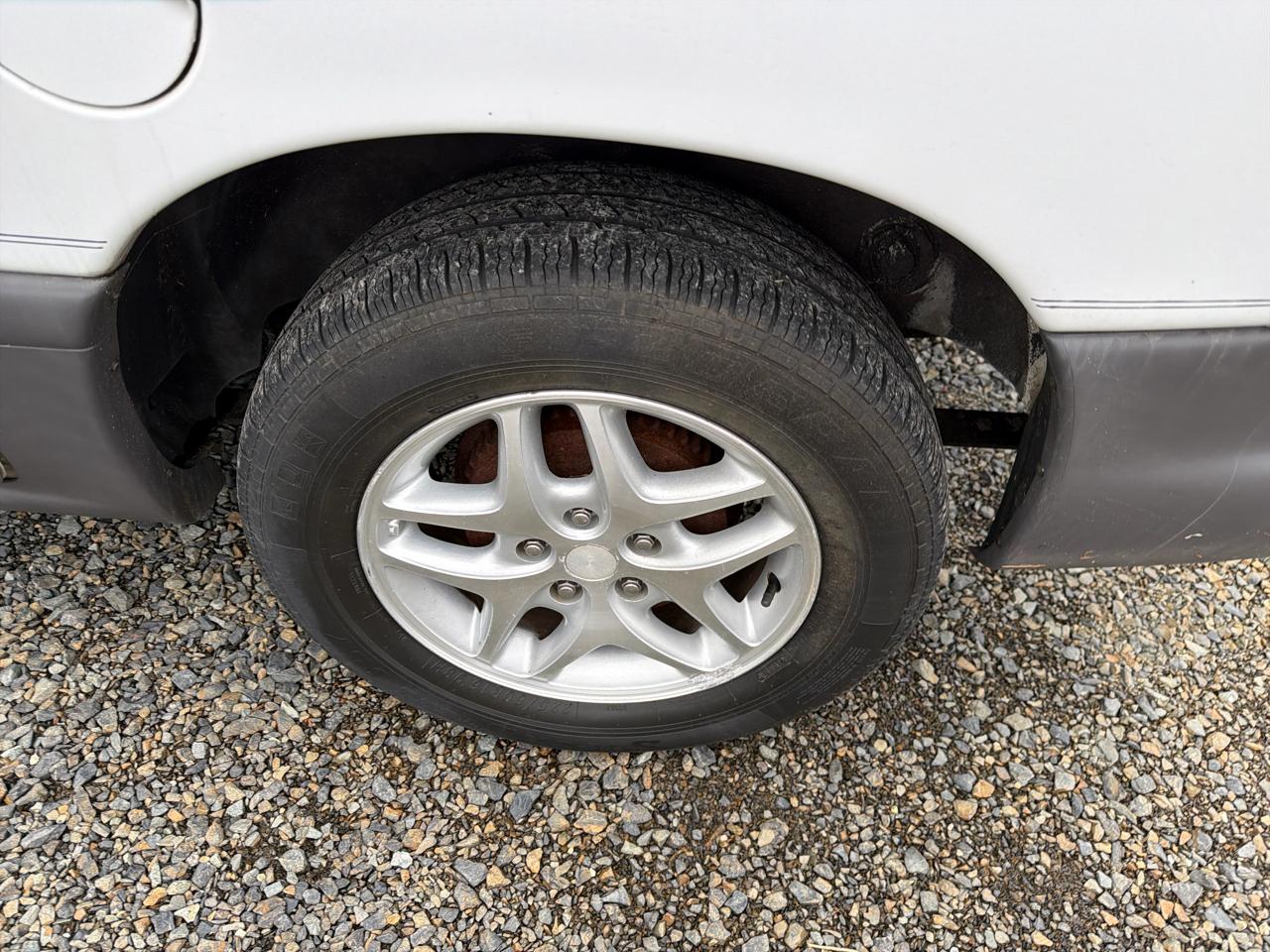 Dodge Caravan LE 1998