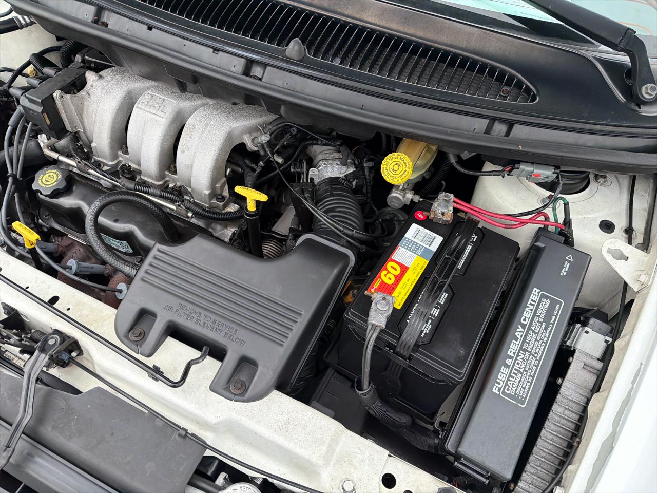 Dodge Caravan LE 1998