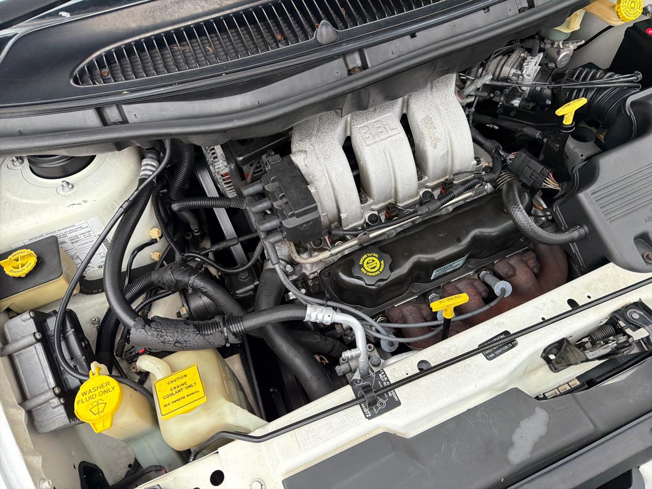 Dodge Caravan LE 1998